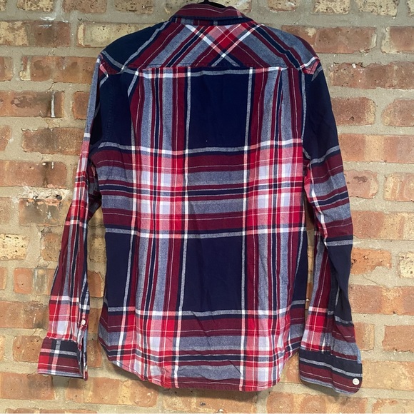 Men’s size large plaid Penguin button up shirt flannel slim fit blue white red - Picture 5 of 5